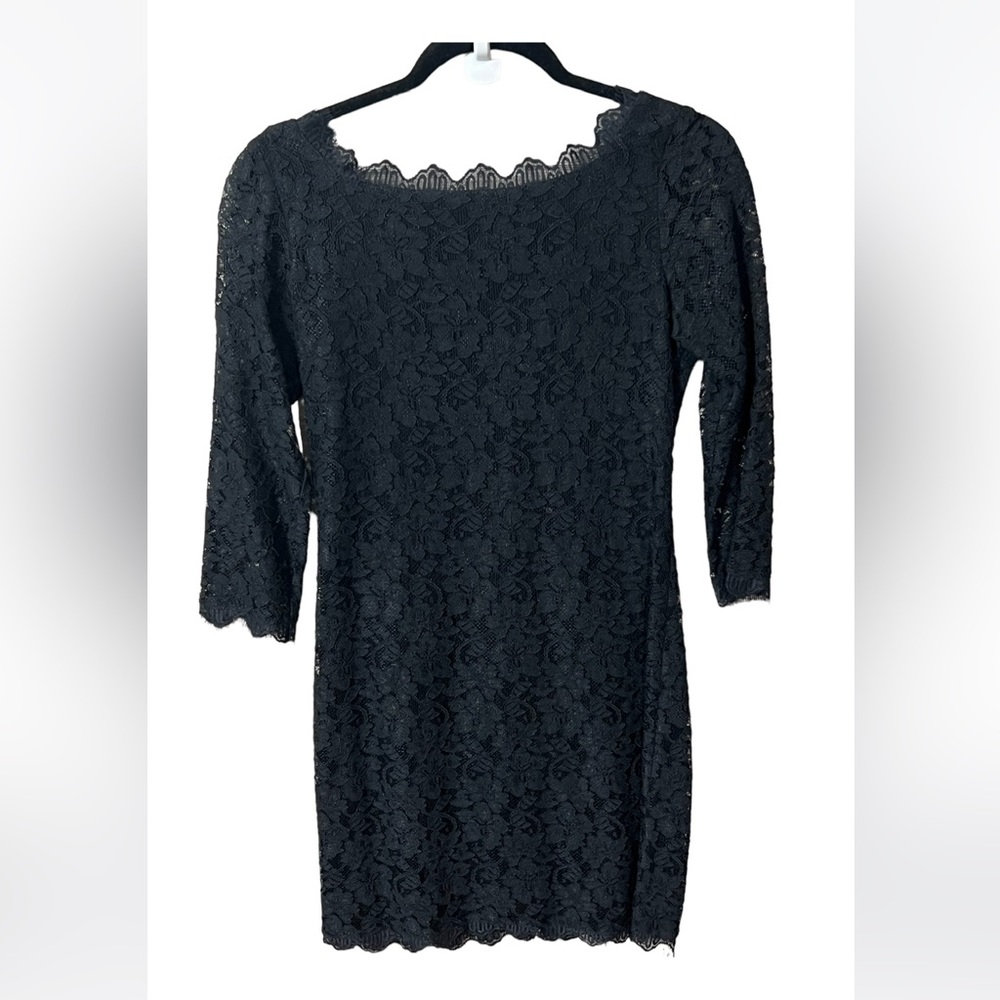 Diane von Furstenberg Lace Sheath Mini Dress Size 6 Black